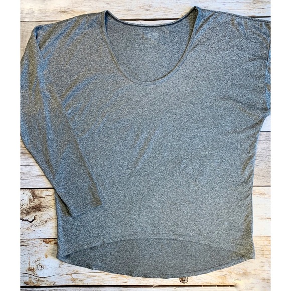 ✨Champion High-low Exercise Top - Picture 2 of 5